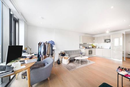 1 bedroom flat to rent - Photo 2