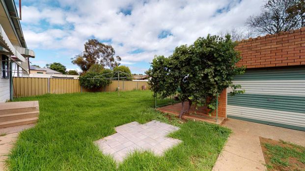 FOUR BEDROOM HOME IN NORTH DUBBO - Photo 1