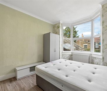 Pembroke Road, N15, London - Photo 4