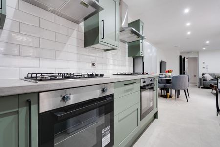 6 bedroom house to rent - Photo 3