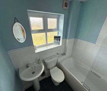 2 bedroom to let - Photo 1