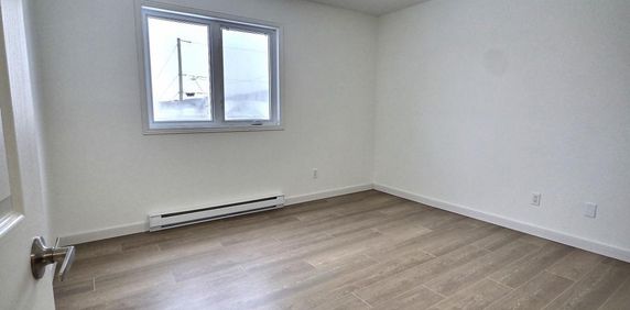 Logement 4 1/2 au rez de chaussé au 1 rue Belisle - Photo 2