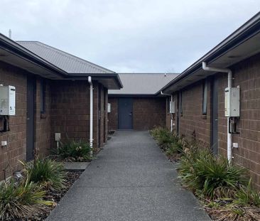 2/68 Normandy Avenue - Photo 3