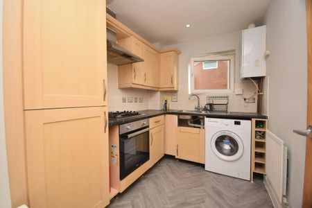 3 bedroom apartment to rent - Photo 5