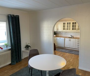 3:a med balkong i solläge - Foto 5