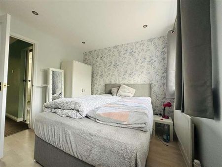 Berkeley Close, Weavers Green, CV11 - Photo 2