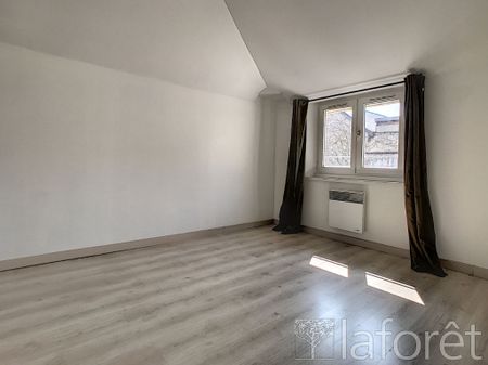 Location Appartement 2 pièces 49m² - Photo 4