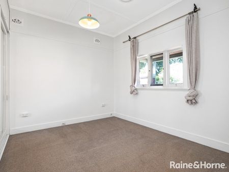 Stunning 2-bedroom duplex - Photo 5