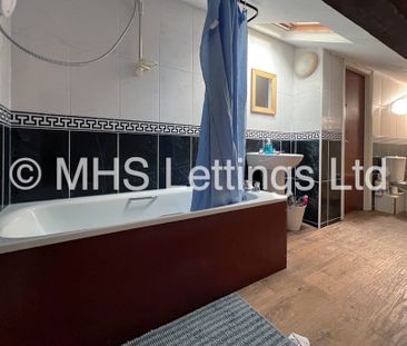 5 Bedroom Mid Terraced House for rent in Victoria Road - Photo 4