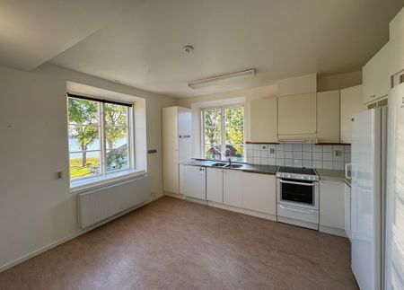 Nybble, Julita - Photo 5