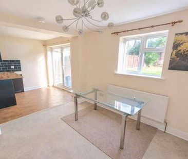 Maybury, Woking, Surrey, GU22 - Photo 3