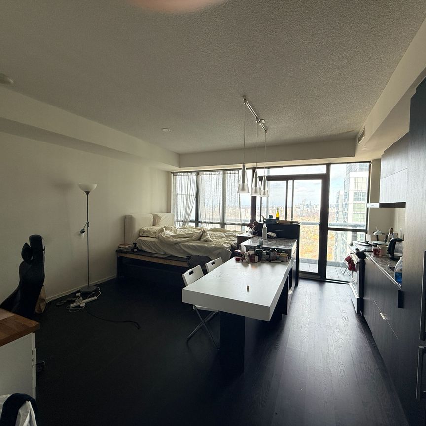 For Lease - 101 Charles Street Unit# 3909, Toronto, Ontario - Photo 1