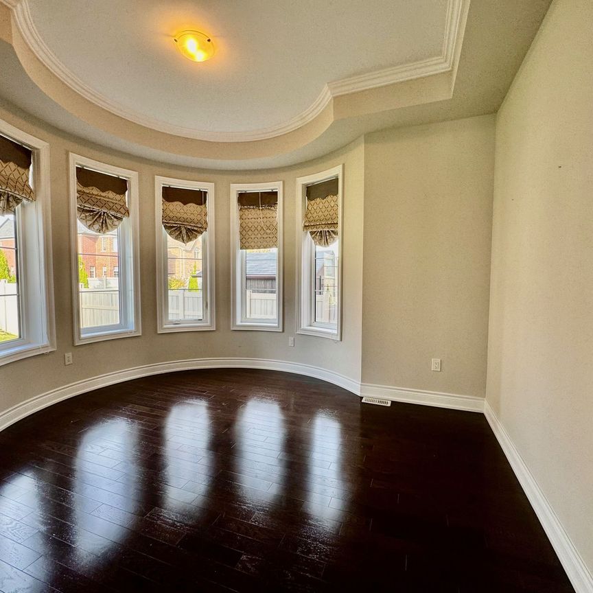 For Lease - 28 Larkin Avenue, King, Ontario - Photo 1