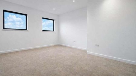 C Maybank Road, London, E18 - Photo 3