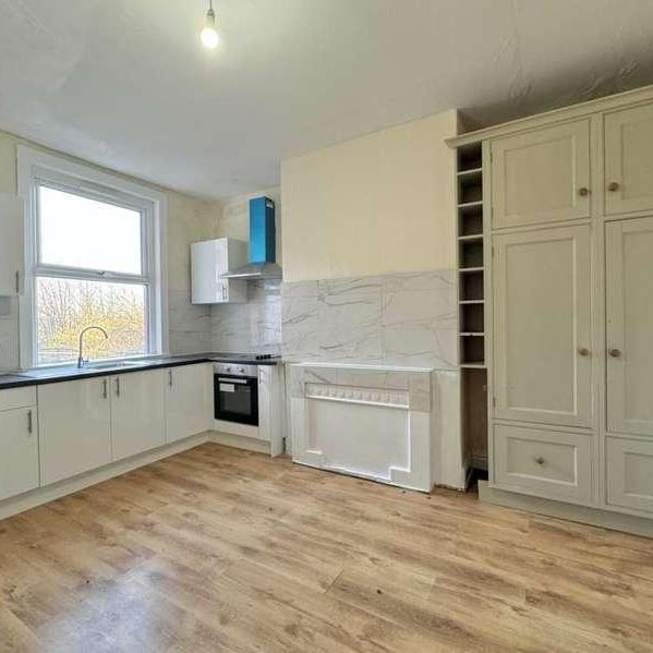 Noster Terrace, Leeds, LS11 - Photo 1