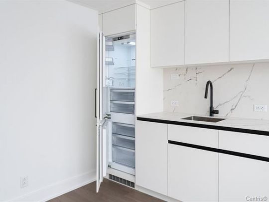 Condo lumineux au 42e étage avec vue imprenable - Photo 1