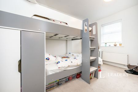 2 bedroom house to rent Spring Gardens, Newport Pagnell, Buckinghamshire, MK16 - Photo 5