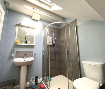 Christ Church Road, DN1 - Photo 2