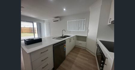Brand new Family Home - Photo 4