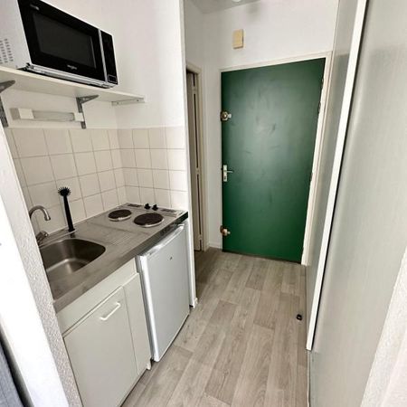Location Appartement 1 pièce Meublé 18m² NANTES 44000 - Photo 4