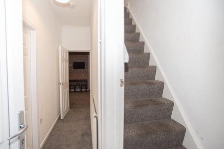 1 bedroom house to rent - Photo 2