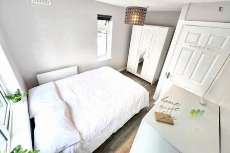 Apartment for rent, Saint James Avenue (Dublin, Ireland) - Photo 2