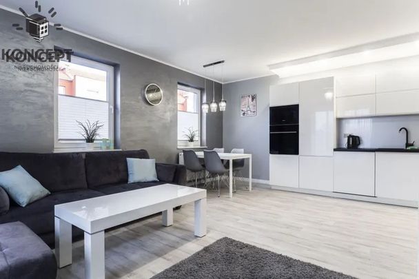 Elegancki Apartament z osobną sypialnią |ul. Burzowa - Photo 1