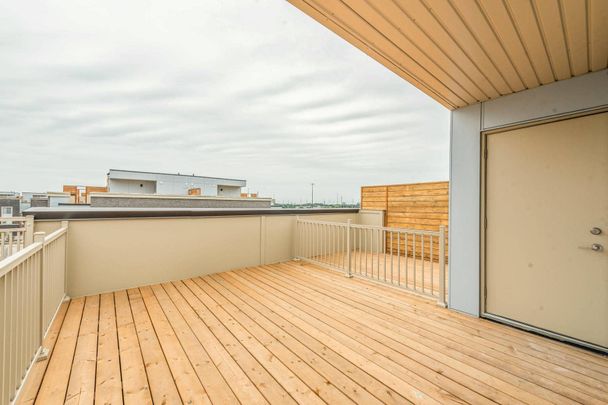 For Lease - 140 Honeycrisp Crescent Unit# 292, Vaughan, Ontario - Photo 1