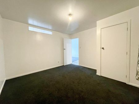 Cute on Carrington - Photo 3