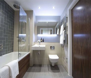 * 2 WEEKS RENT FREE FOR TENANCIES COMMENCING BEFORE 30TH NOVEMBER *... - Photo 4