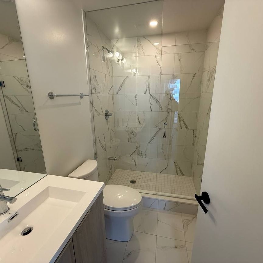 For Lease - 8 Interchange Way Unit# 4512, Vaughan, Ontario - Photo 1