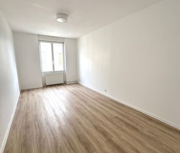 Location Appartement 3 pièces 59m² ST ETIENNE 42000 - Photo 2