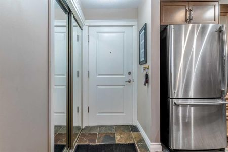 Modern Elegance And Urban Convenience: 2 Bed, 2 Bath Condo At The Adora - Photo 4