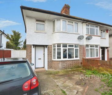 3 bedroom semi-detached house to rent - Photo 4