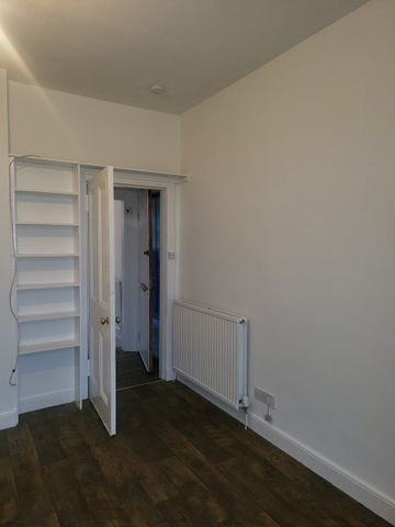 Property to let in Dundee - Photo 2