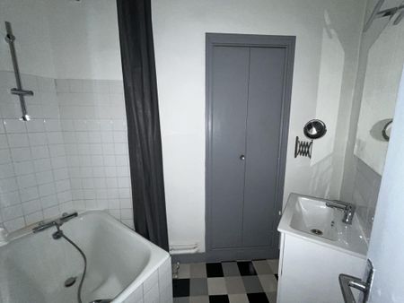 Location Appartement 3 pièces 57m² NANTES 44000 - Photo 5