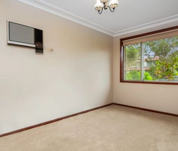 Family Home with Expansive Level Lawn - Photo 5