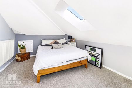 2 bedroom apartment to rent - Photo 3