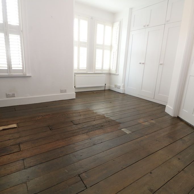 Rothes Road, Dorking, RH4 - Photo 1