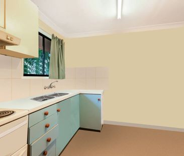 Neat and tidy 2 bedroom in Mount Lofty! - Photo 2