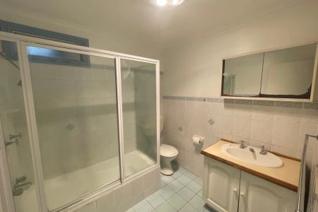 86 Megalong Street, - Photo 2