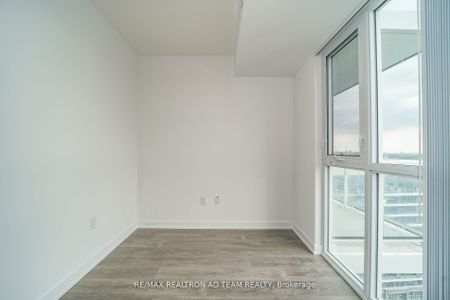 For Lease - 38 Honeycrisp Crescent Unit# 2003, Vaughan, Ontario - Photo 3