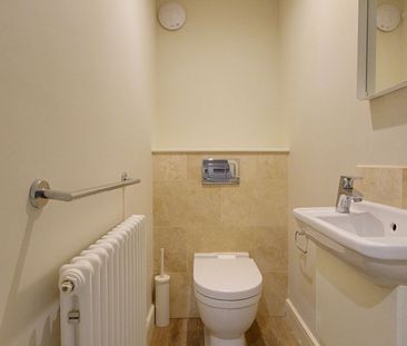 3 Bedroom - Photo 3