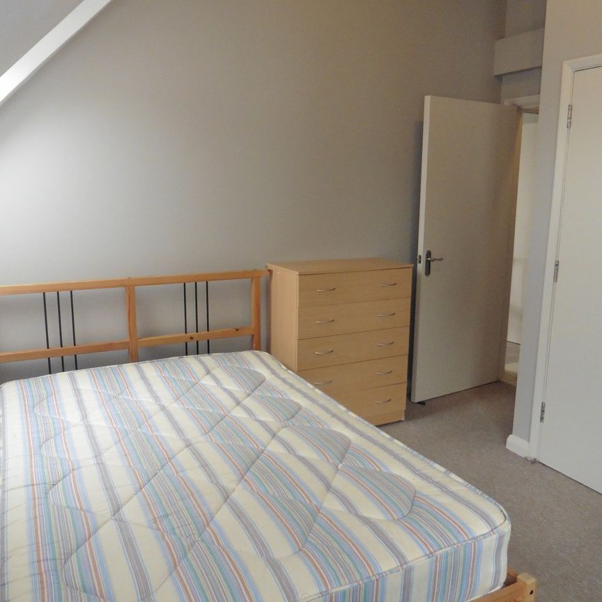 1 bed Apartment - To Let - Photo 1