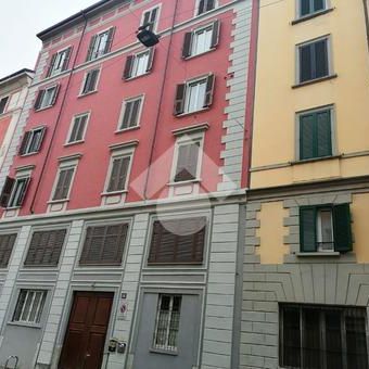 Bilocale in affitto - Photo 1