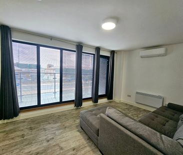 1 Bed Flat, Woolwich Road, SE7 - Photo 2