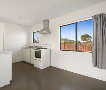 A CUTE HOME - Photo 6