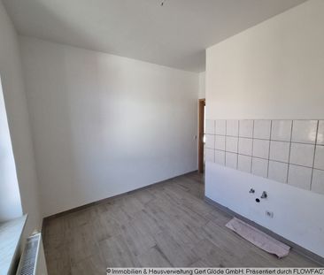 Erstbezug nach Komplettsanierung - 3-Raum-Wohnung ab sofort frei, A... - Photo 3