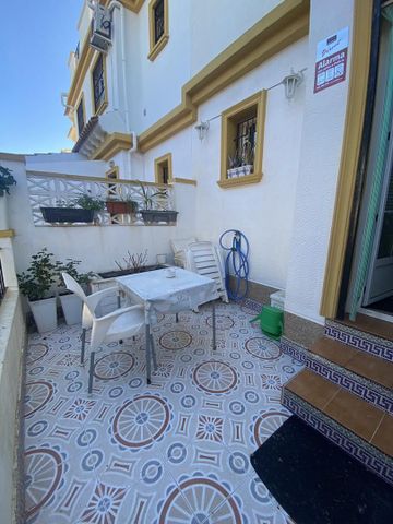 Casa adosada de alquiler en Calle de Luscinda, 35, Aguas Nuevas - Photo 3