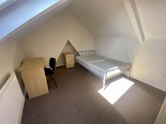 5 bedroom house to rent - Photo 1